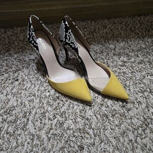 Aldo Yellow and Black Patterned Heels